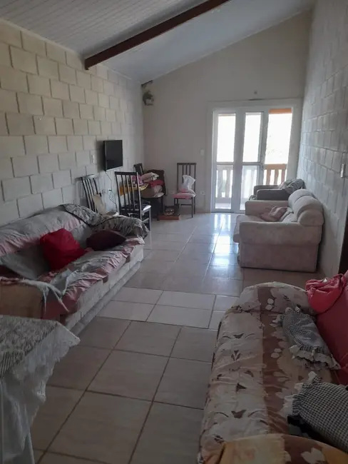 Foto 1 de Casa com 2 quartos à venda, 114m2 em Parque Shangri-lá, Pindamonhangaba - SP