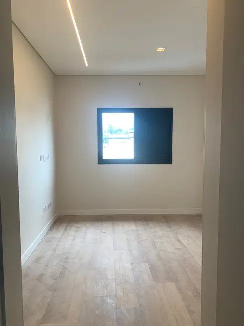 Foto 1 de Casa de Condomínio com 3 quartos para alugar, 245m2 em Parque das Nações, Pindamonhangaba - SP