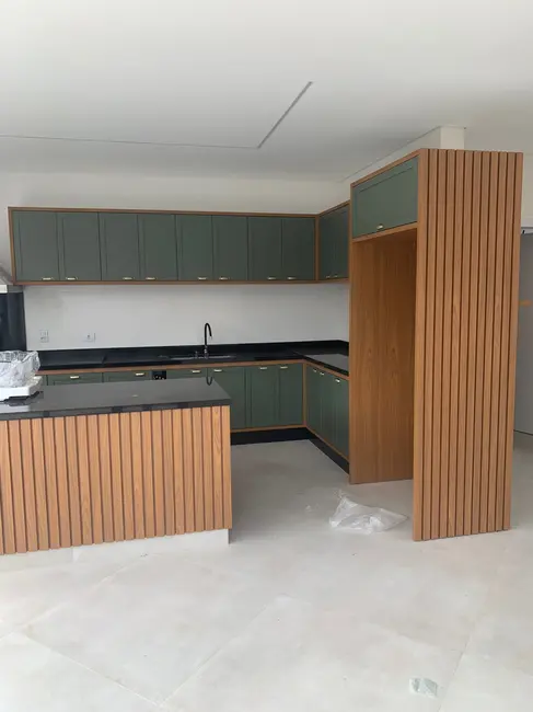 Foto 4 de Casa de Condomínio com 3 quartos para alugar, 245m2 em Parque das Nações, Pindamonhangaba - SP