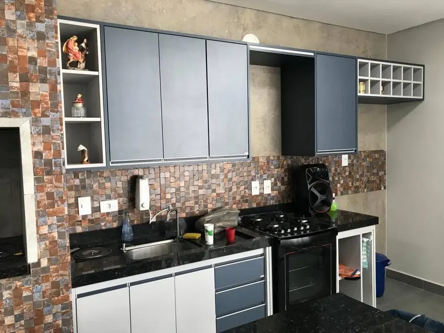 Foto 1 de Casa com 3 quartos à venda, 270m2 em Nossa Senhora do Perpétuo Socorro, Pindamonhangaba - SP