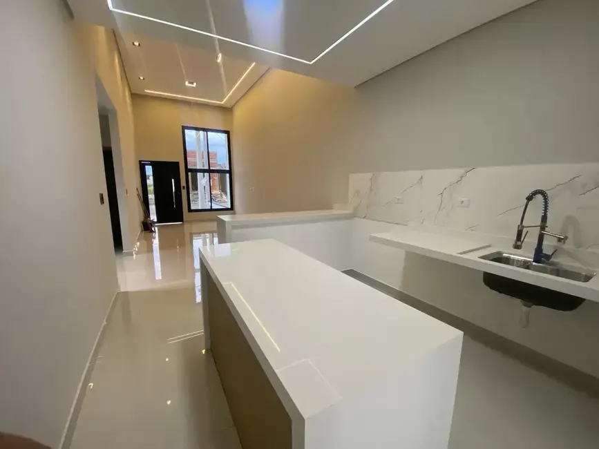 Foto 2 de Casa de Condomínio com 3 quartos à venda, 105m2 em Pindamonhangaba - SP