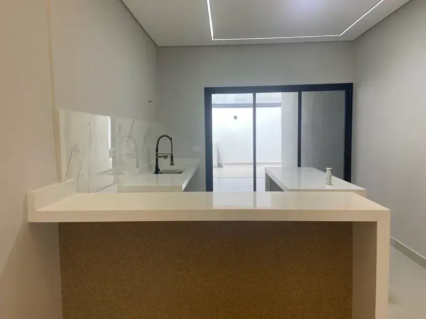 Foto 4 de Casa de Condomínio com 3 quartos à venda, 105m2 em Pindamonhangaba - SP