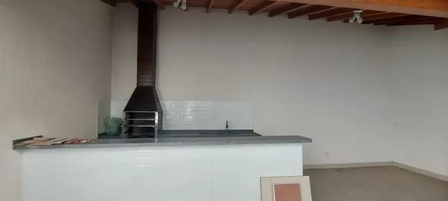 Foto 3 de Casa de Condomínio com 3 quartos à venda, 92m2 em Loteamento Alfredo Abilio Flores, Pindamonhangaba - SP