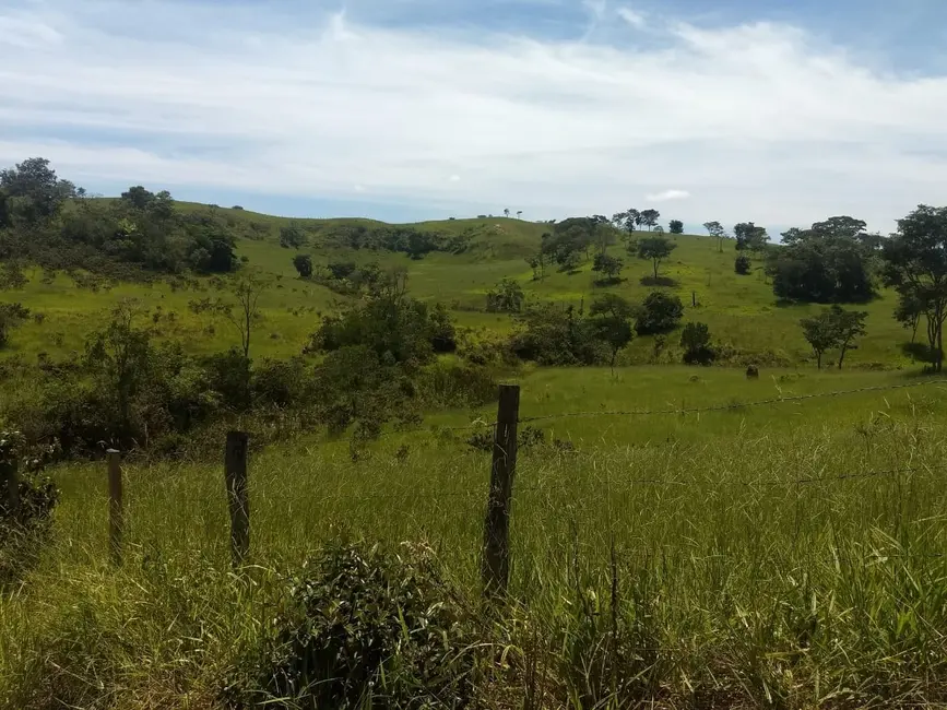 Foto 1 de Sítio / Rancho à venda, 400000m2 em Barreiro, Taubate - SP