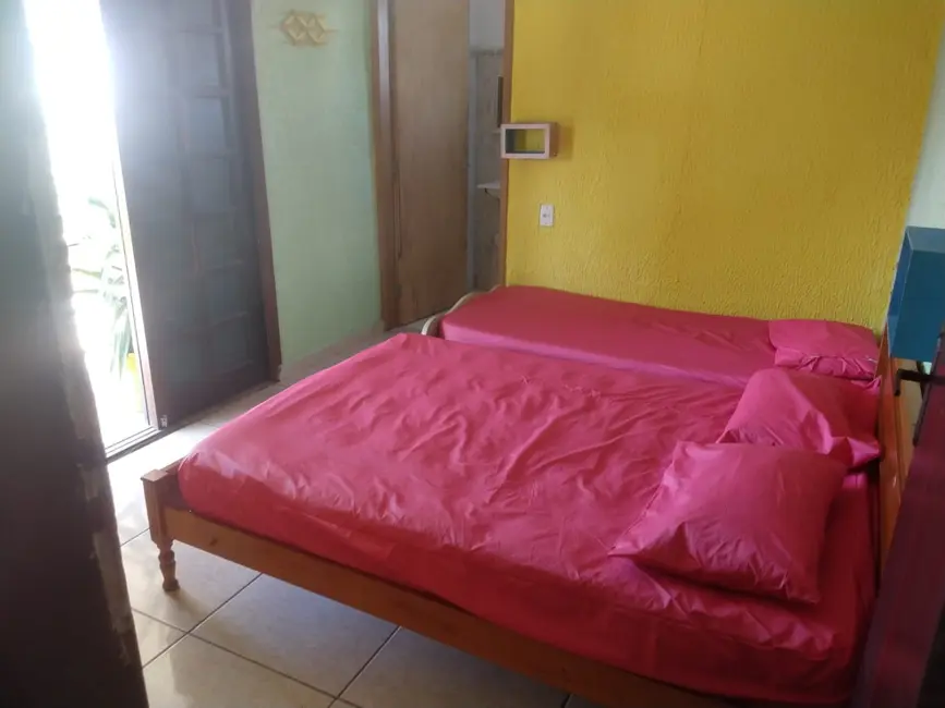 Chácara com 3 quartos à venda, 1664m2 em Mandú, Pindamonhangaba - SP - imagem 9 Foto 9 de Chácara com 3 quartos à venda, 1664m2 em Mandú, Pindamonhangaba - SP