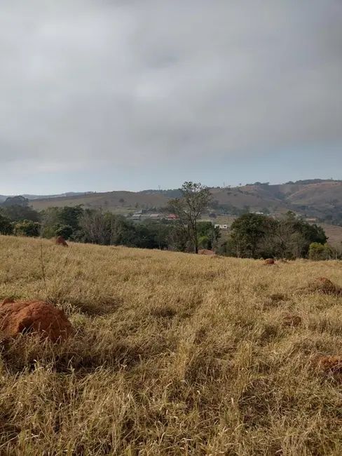 Sítio / Rancho à venda, 20833m2 em Barreiro, Taubate - SP - imagem 4 Foto 4 de Sítio / Rancho à venda, 20833m2 em Barreiro, Taubate - SP