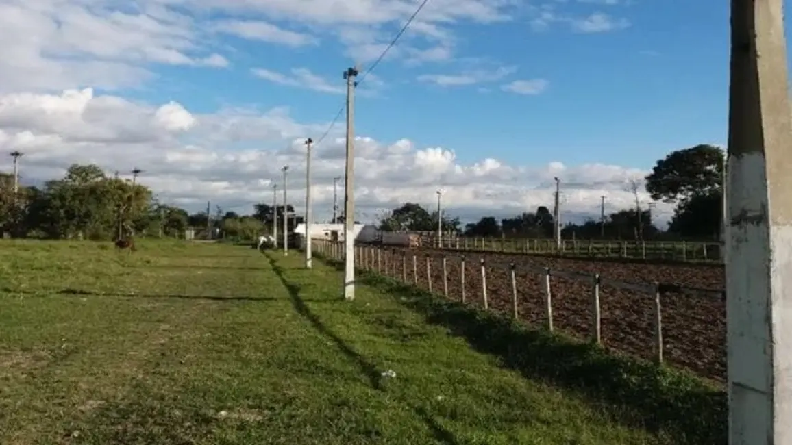 Foto 38 de Chácara à venda, 390m2 em Tremembe - SP