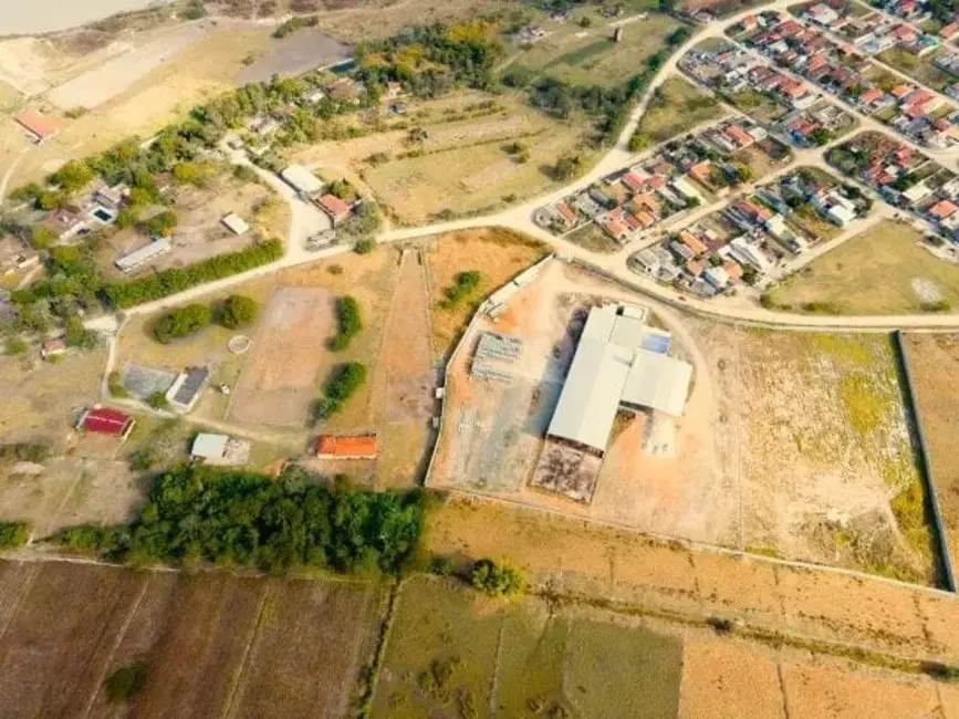Foto 15 de Chácara à venda, 390m2 em Tremembe - SP