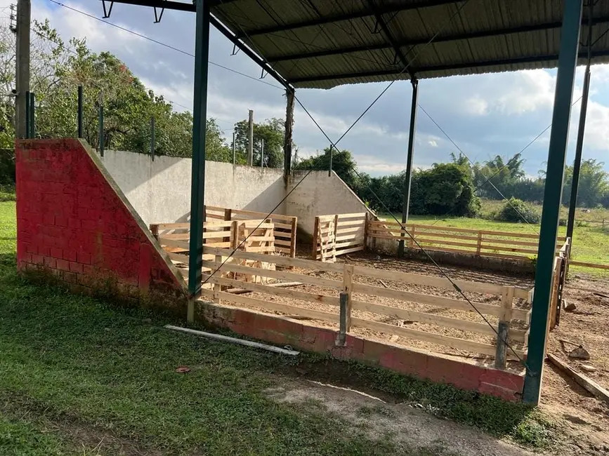 Foto 16 de Chácara à venda, 390m2 em Tremembe - SP
