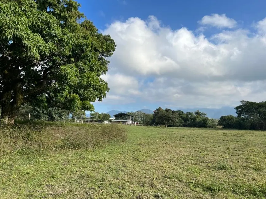 Foto 26 de Chácara à venda, 390m2 em Tremembe - SP