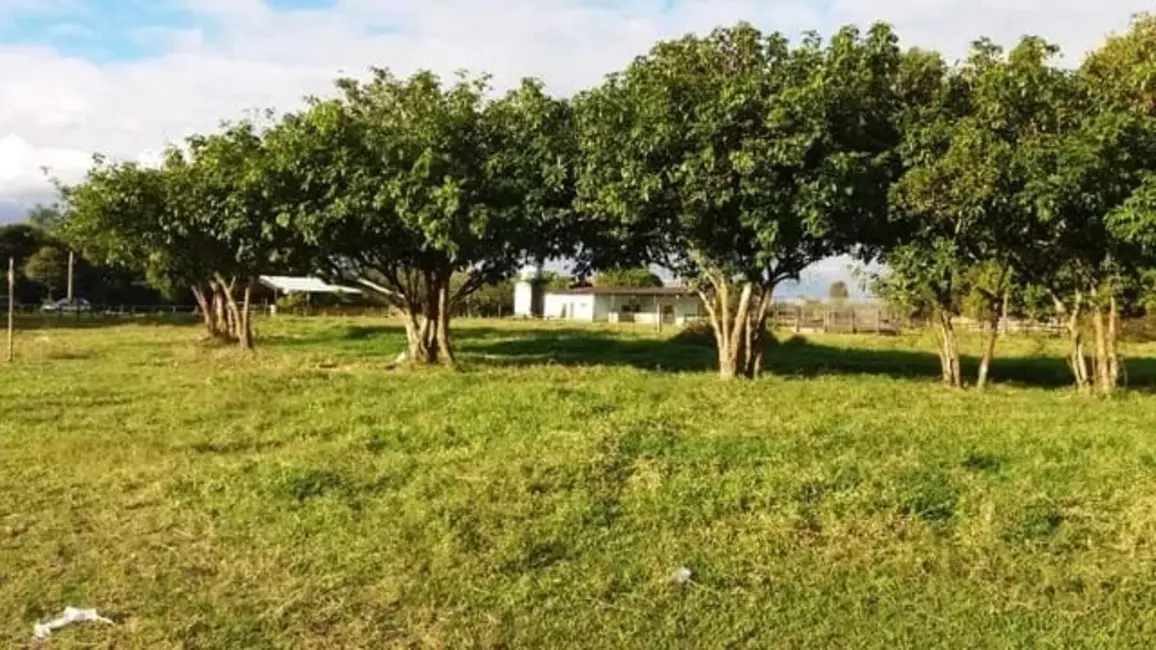 Foto 6 de Chácara à venda, 390m2 em Tremembe - SP
