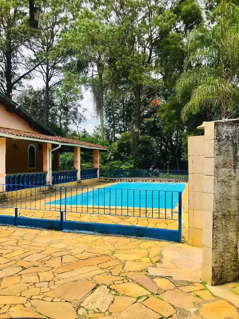 Chácara com 2 quartos à venda, 4500m2 em São João da Boa Vista, Cacapava - SP - imagem 3 Foto 3 de Chácara com 2 quartos à venda, 4500m2 em São João da Boa Vista, Cacapava - SP