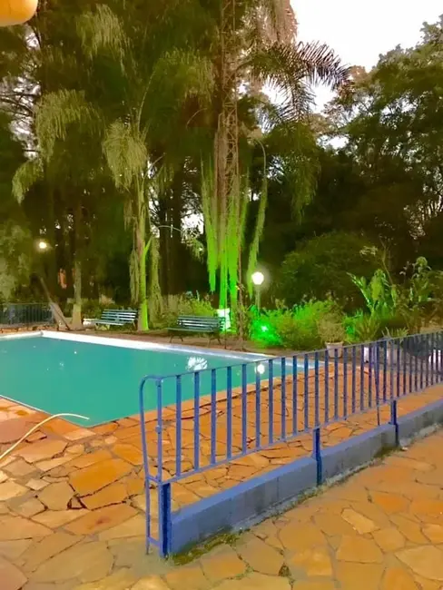 Chácara com 2 quartos à venda, 4500m2 em São João da Boa Vista, Cacapava - SP - imagem 4 Foto 4 de Chácara com 2 quartos à venda, 4500m2 em São João da Boa Vista, Cacapava - SP