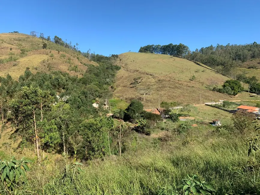 Foto 12 de Chácara à venda em Pindamonhangaba - SP