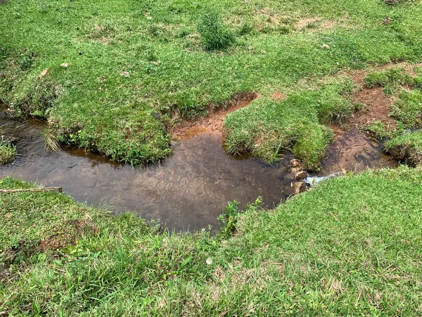 Foto 15 de Chácara à venda em Pindamonhangaba - SP