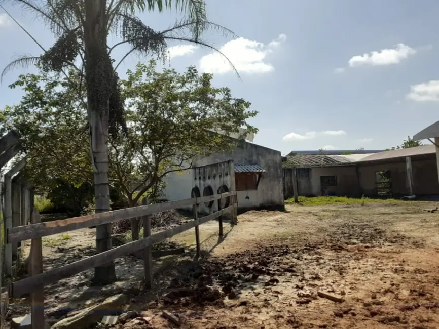 Foto 5 de Chácara com 1 quarto à venda, 350m2 em Mandú, Pindamonhangaba - SP