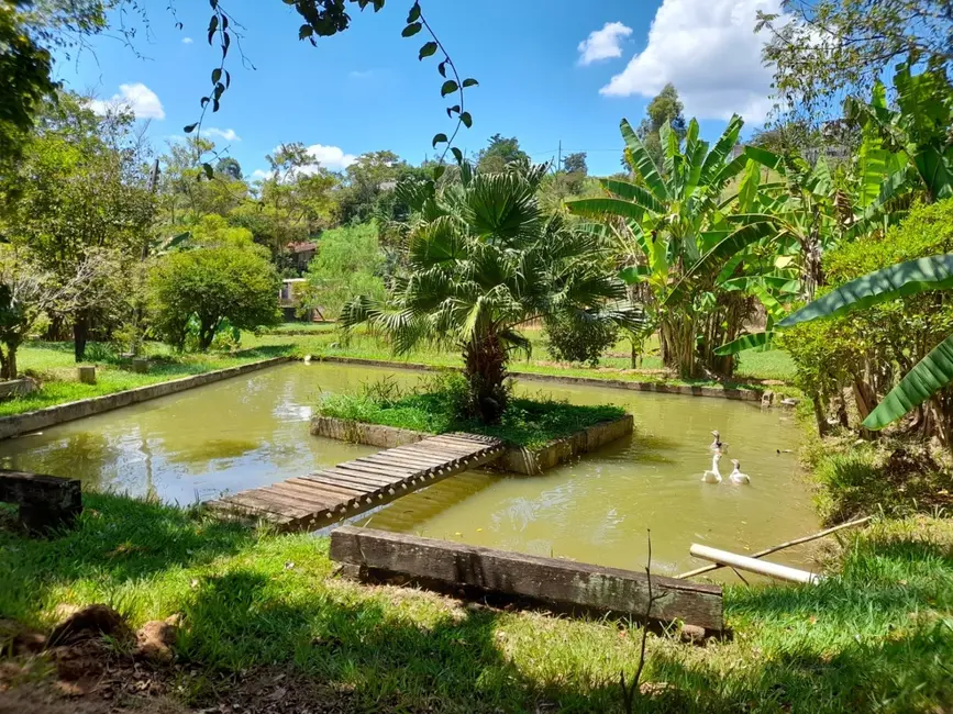 Foto 1 de Chácara com 3 quartos à venda, 8600m2 em Goiabal, Pindamonhangaba - SP
