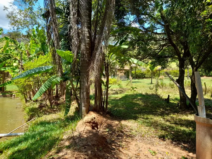 Foto 6 de Chácara com 3 quartos à venda, 8600m2 em Goiabal, Pindamonhangaba - SP