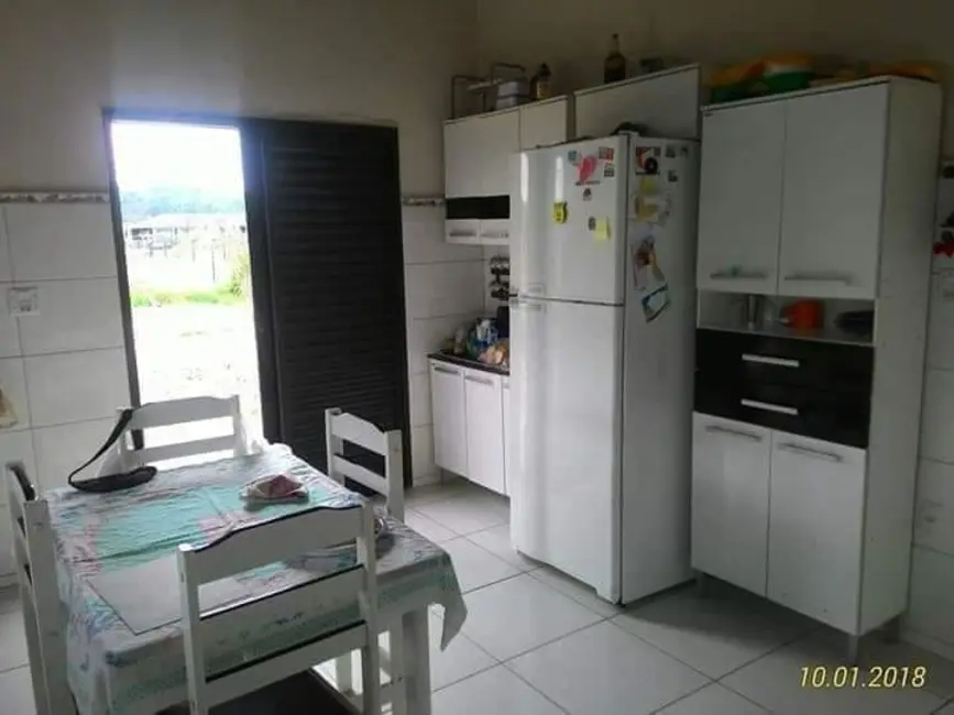 Foto 2 de Chácara com 2 quartos à venda, 2000m2 em Piracuama, Pindamonhangaba - SP