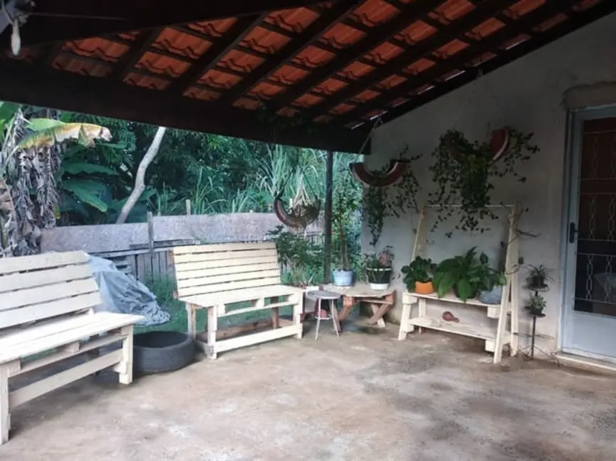 Foto 5 de Chácara com 3 quartos à venda, 250m2 em Goiabal, Pindamonhangaba - SP