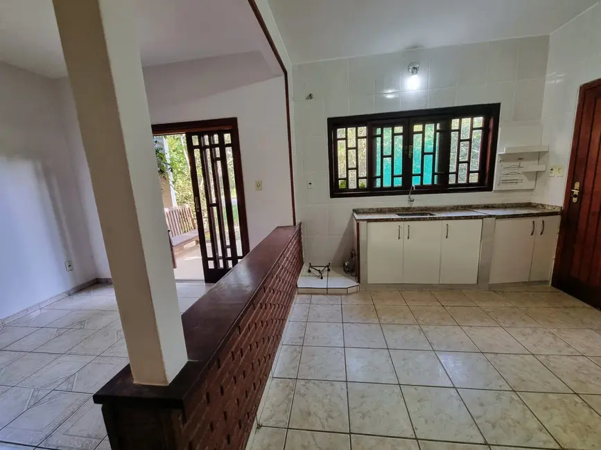 Foto 1 de Chácara com 6 quartos à venda, 370m2 em Roseira - SP