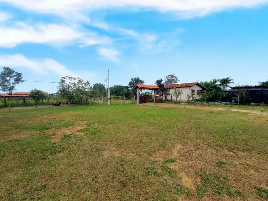 Foto 4 de Chácara com 5 quartos à venda, 343m2 em Mandú, Pindamonhangaba - SP