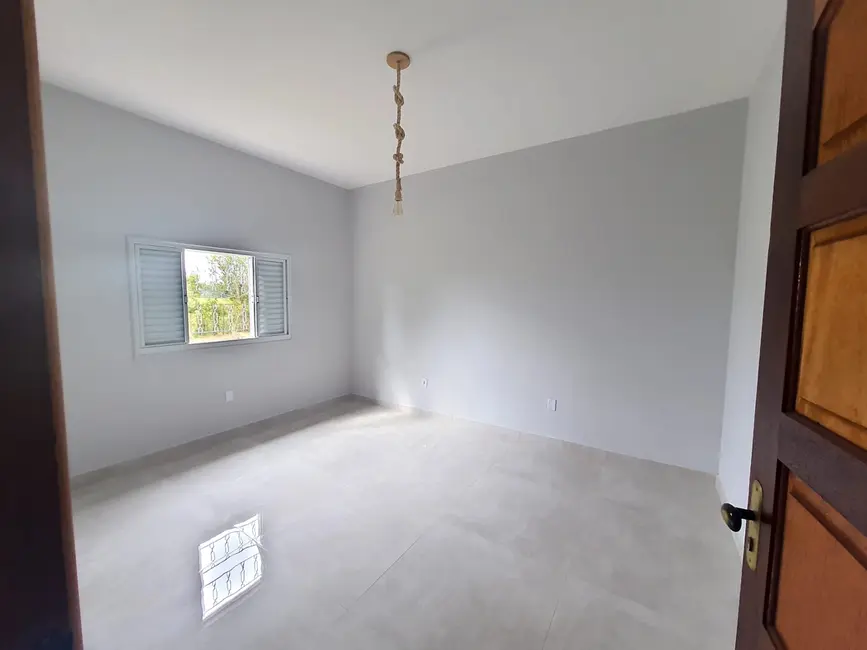 Foto 1 de Chácara com 5 quartos à venda, 343m2 em Mandú, Pindamonhangaba - SP