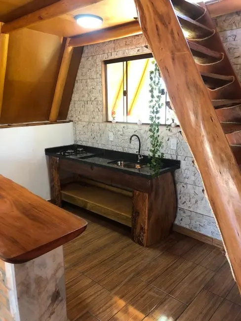 Foto 1 de Chácara com 2 quartos à venda, 80m2 em Goiabal, Pindamonhangaba - SP