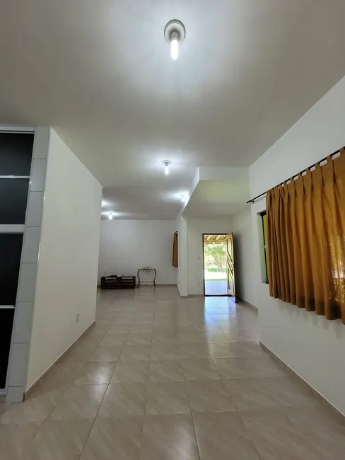 Chácara com 3 quartos à venda, 204m2 em Bom Sucesso, Pindamonhangaba - SP - imagem 5 Foto 5 de Chácara com 3 quartos à venda, 204m2 em Bom Sucesso, Pindamonhangaba - SP