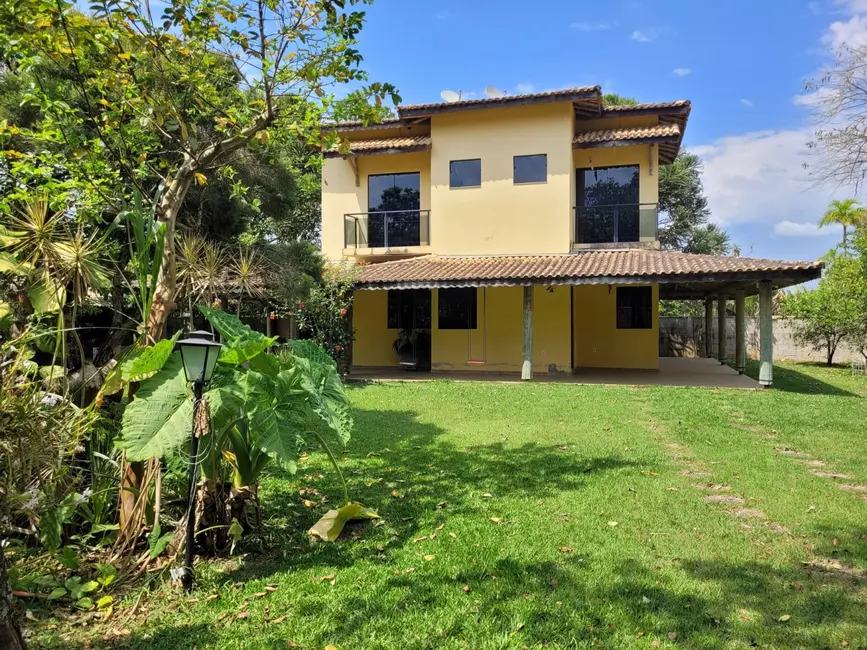 Foto 1 de Chácara com 3 quartos à venda, 204m2 em Bom Sucesso, Pindamonhangaba - SP
