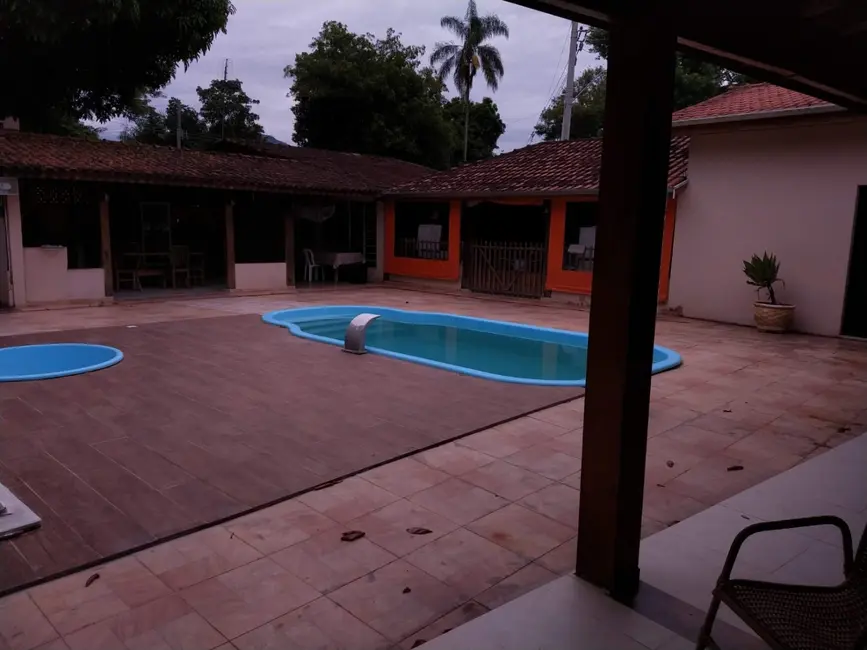 Foto 4 de Chácara com 4 quartos à venda, 480m2 em Pindamonhangaba - SP
