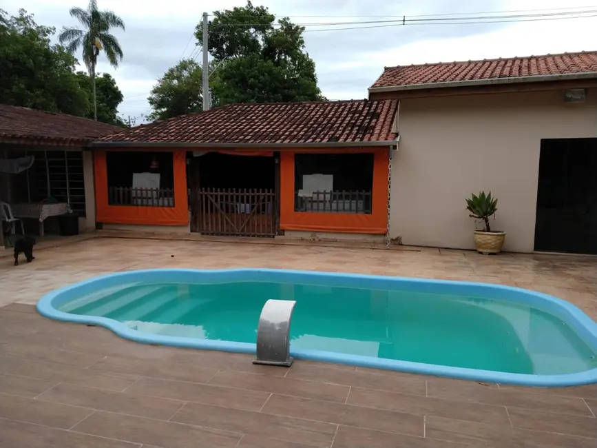 Foto 3 de Chácara com 4 quartos à venda, 480m2 em Pindamonhangaba - SP