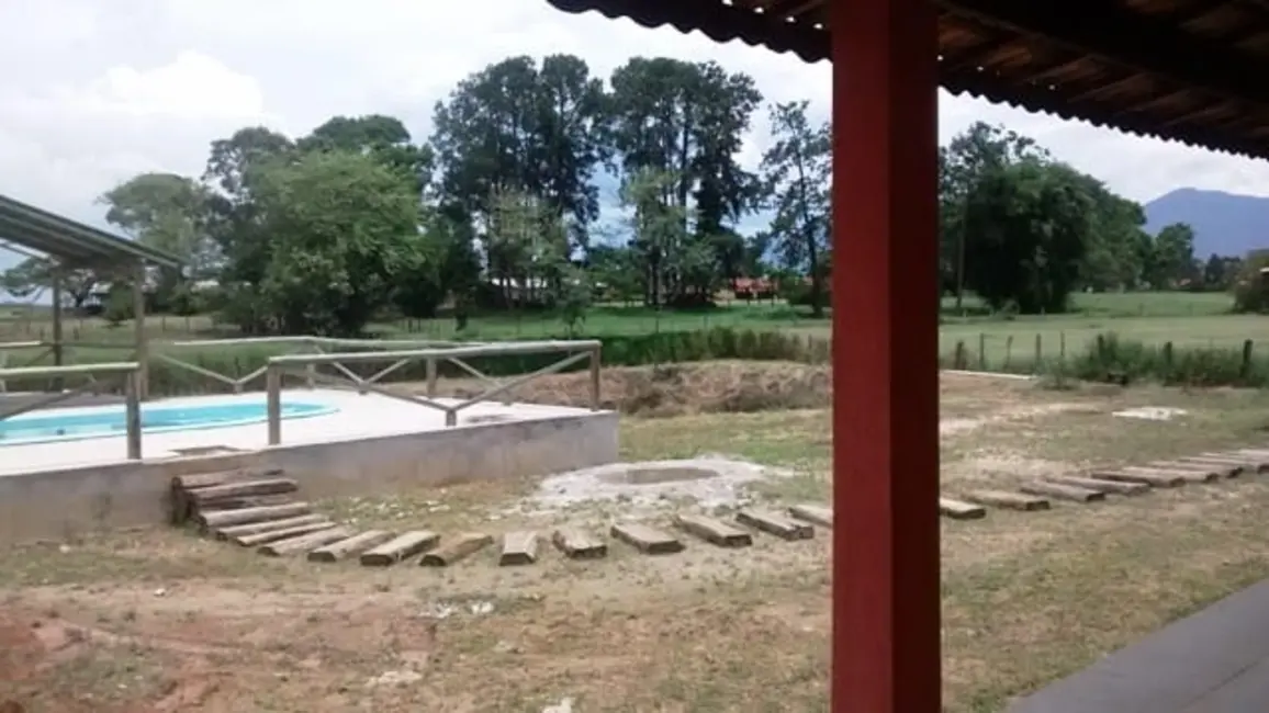 Foto 9 de Chácara com 3 quartos à venda, 370m2 em Mandú, Pindamonhangaba - SP