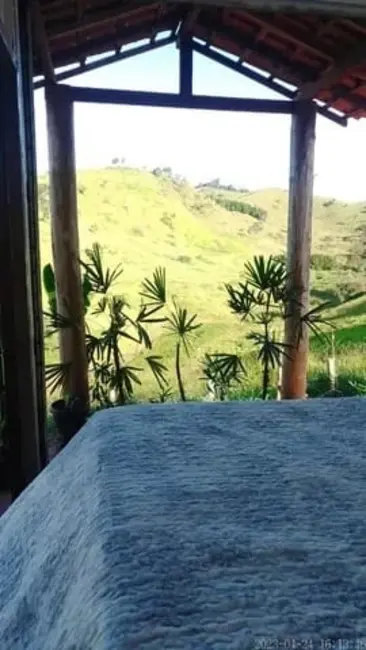 Foto 2 de Chácara com 3 quartos à venda, 2000m2 em Taubate - SP