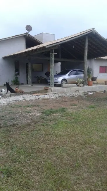 Foto 2 de Chácara com 2 quartos à venda, 2000m2 em Pindamonhangaba - SP