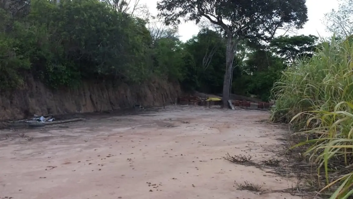 Foto 4 de Chácara à venda, 1550m2 em Granjas Rurais Reunidas São Judas Tadeu, Taubate - SP