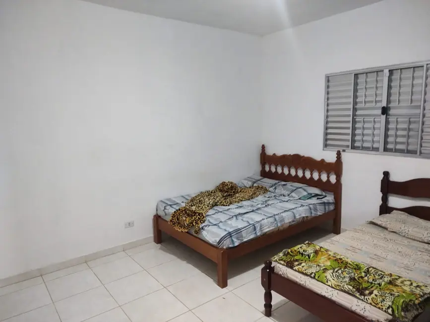 Foto 8 de Chácara com 1 quarto à venda, 3000m2 em Chácara São Félix, Taubate - SP