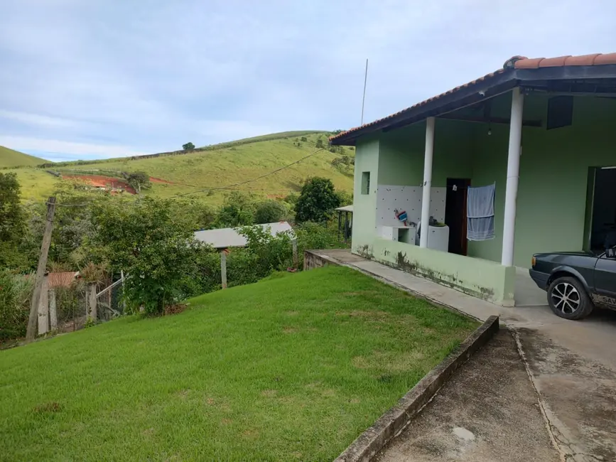 Foto 5 de Chácara com 1 quarto à venda, 3000m2 em Chácara São Félix, Taubate - SP