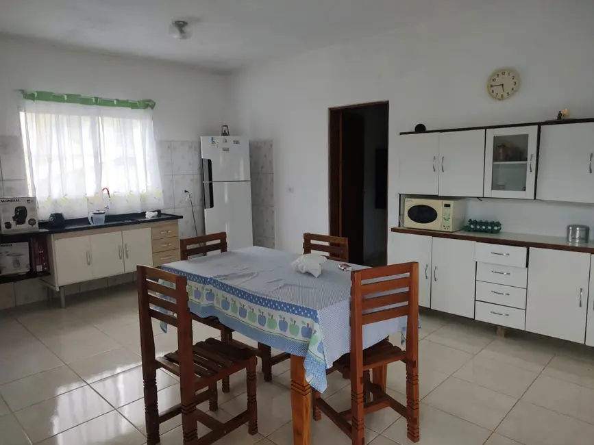 Foto 9 de Chácara com 1 quarto à venda, 3000m2 em Chácara São Félix, Taubate - SP