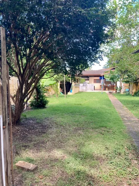 Chácara com 3 quartos à venda, 240m2 em Pinhão, Taubate - SP - imagem 3 Foto 3 de Chácara com 3 quartos à venda, 240m2 em Pinhão, Taubate - SP