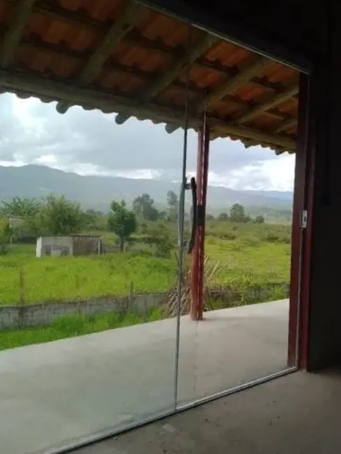 Foto 2 de Chácara com 2 quartos à venda, 150m2 em Mandú, Pindamonhangaba - SP