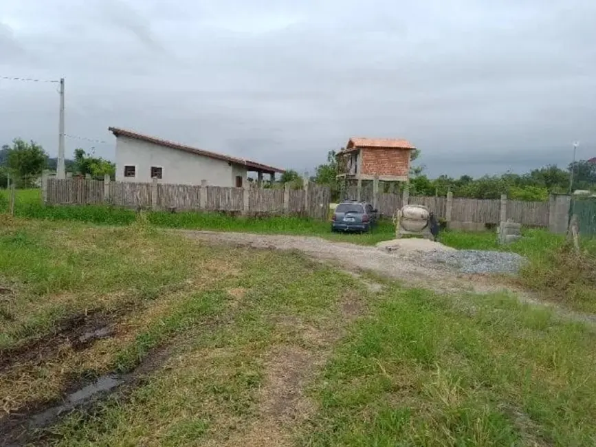 Foto 1 de Chácara com 2 quartos à venda, 150m2 em Mandú, Pindamonhangaba - SP