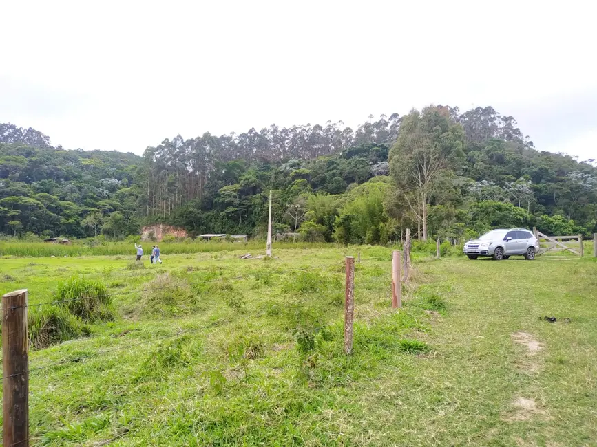 Chácara à venda, 1700000m2 em Centro, Sao Luiz Do Paraitinga - SP - imagem 4 Foto 4 de Chácara à venda, 1700000m2 em Centro, Sao Luiz Do Paraitinga - SP