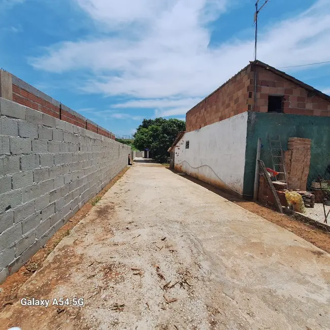 Foto 1 de Chácara com 2 quartos à venda, 1000m2 em Centro, Taubate - SP