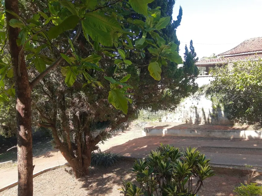 Foto 6 de Chácara com 3 quartos à venda, 220m2 em Piracangaguá, Taubate - SP