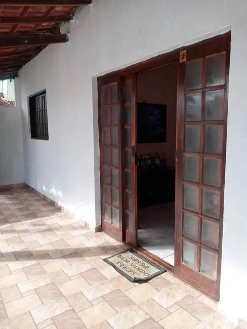 Foto 6 de Chácara com 5 quartos à venda, 1600m2 em Pindamonhangaba - SP