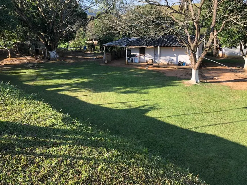 Sítio / Rancho com 3 quartos à venda, 110000m2 em Roseira - SP - imagem 1 Foto 1 de Sítio / Rancho com 3 quartos à venda, 110000m2 em Roseira - SP