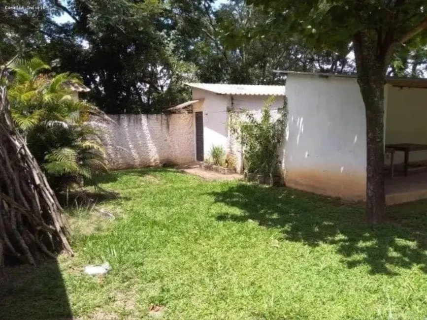 Foto 3 de Chácara com 3 quartos à venda, 1065m2 em Guaratingueta - SP