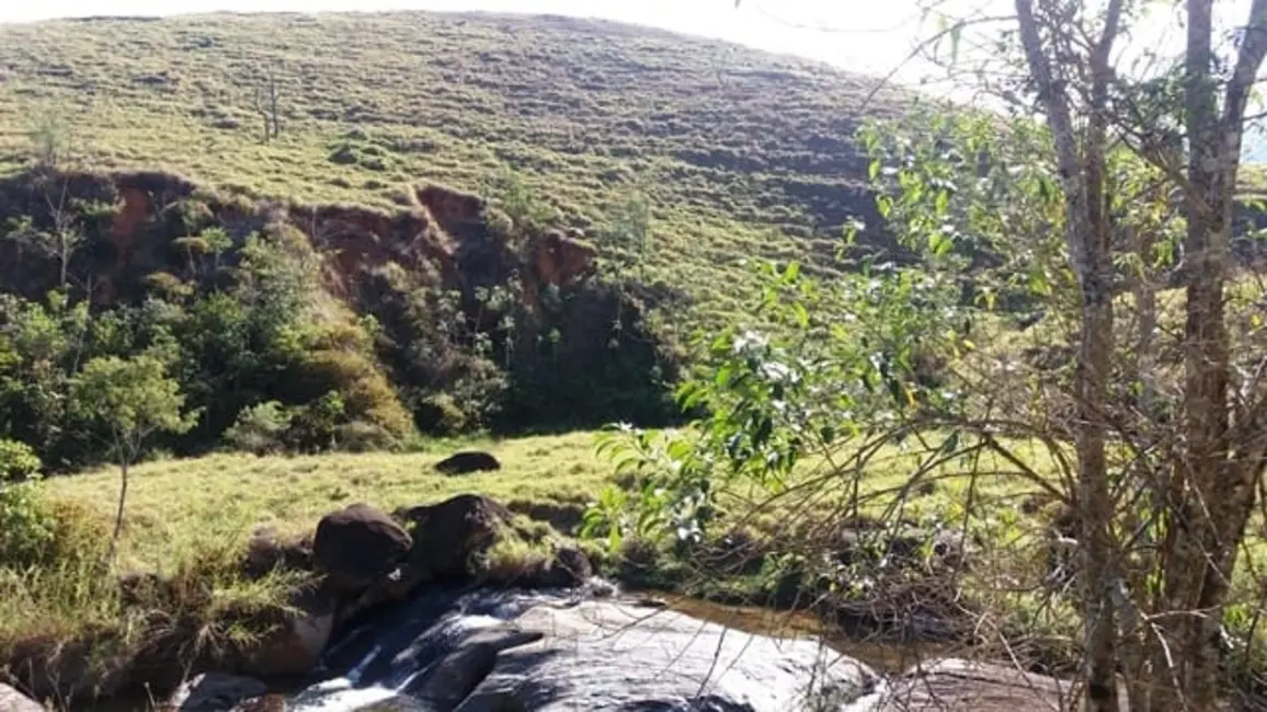 Foto 10 de Chácara à venda em Cruzeiro - SP