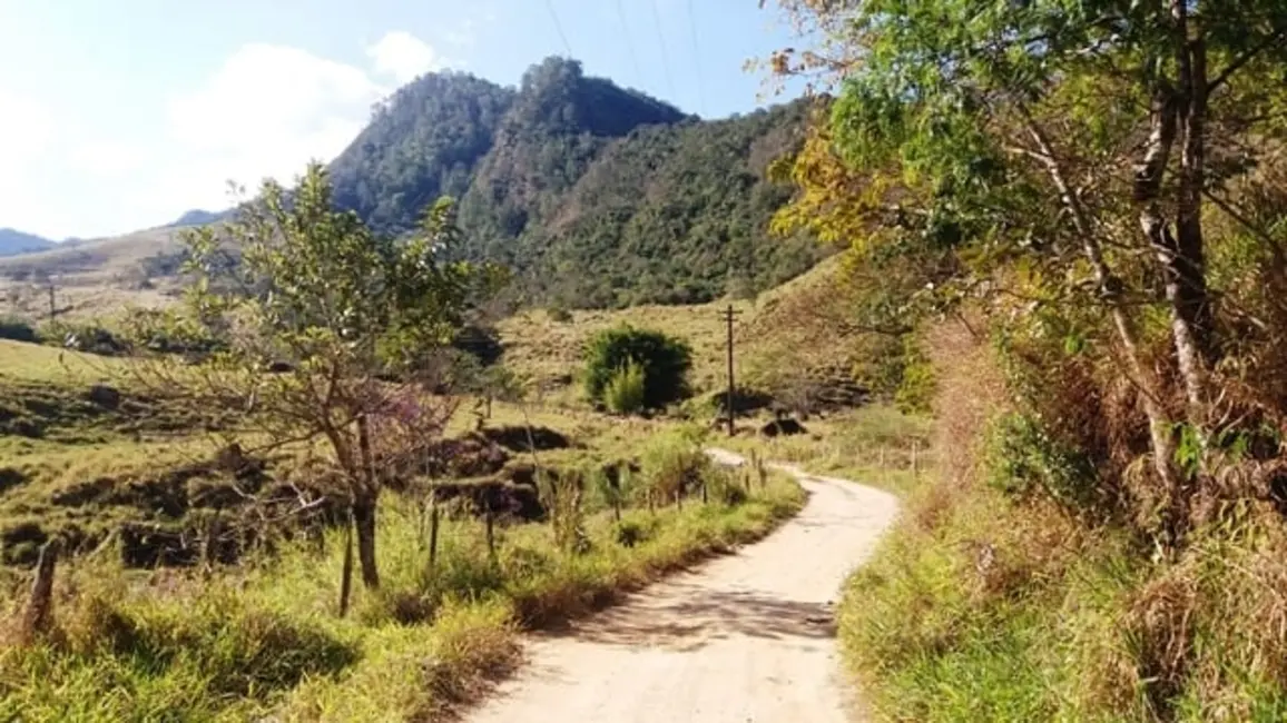 Foto 9 de Chácara à venda em Cruzeiro - SP
